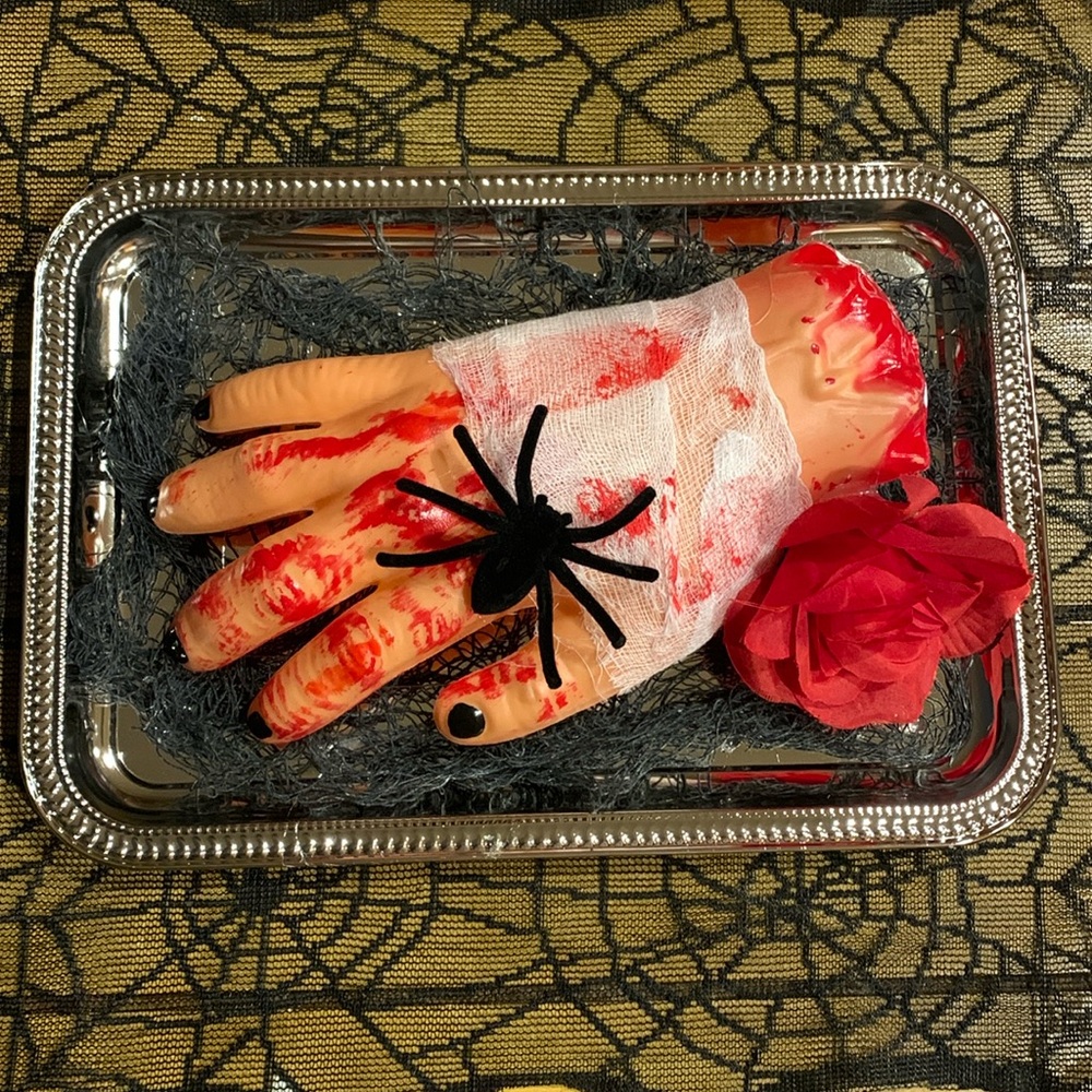 Creepy bloody hand with spider & red rose Halloween prop table decor